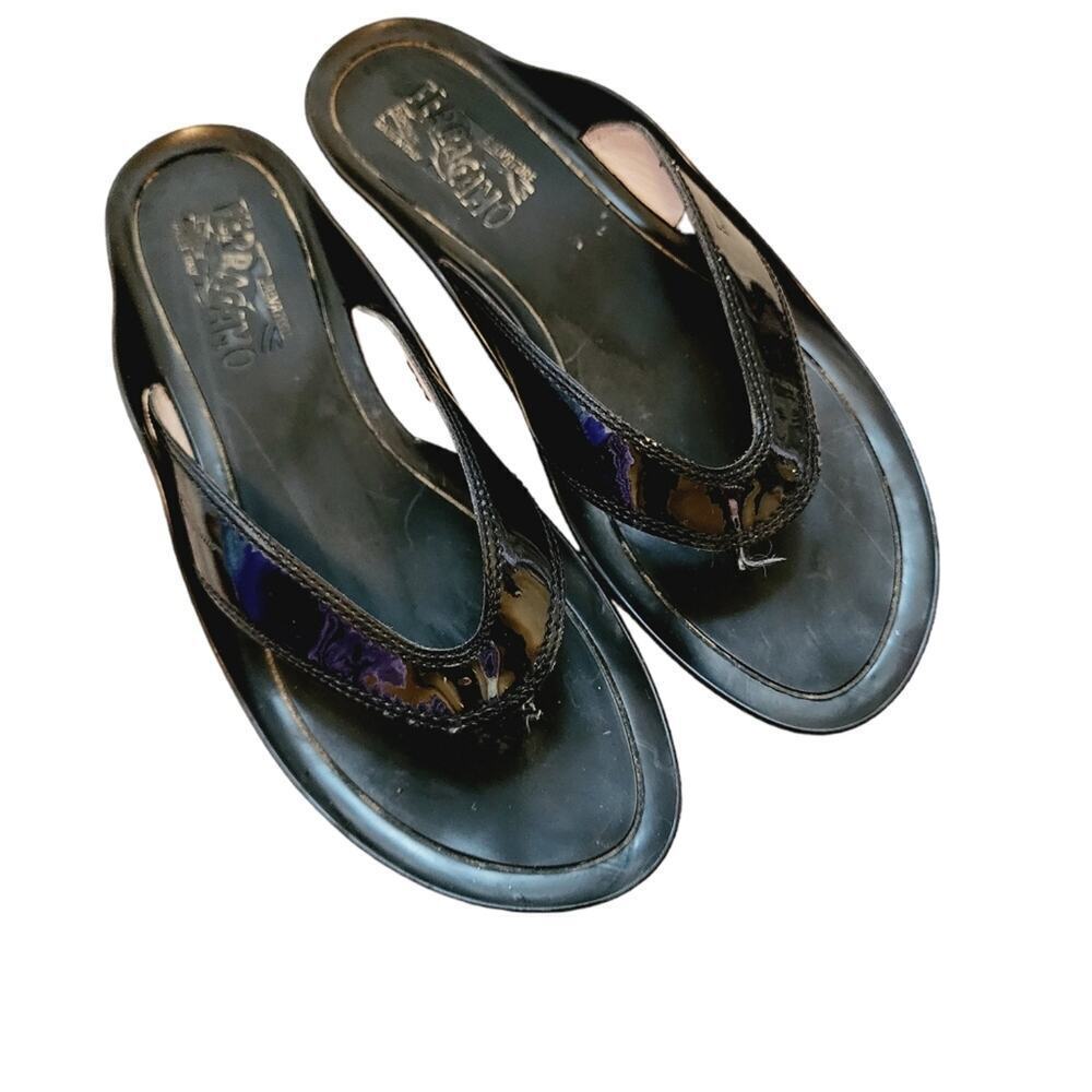 SALVATORE FERRAGAMO BLACK SANDALS SIZE 8B